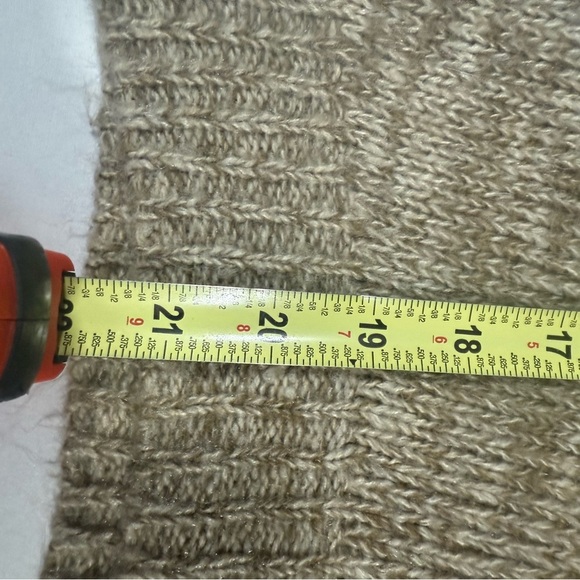 Rewind Beige Sweater with Dog Motif - Picture 8 of 14